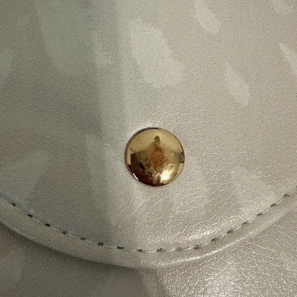 Simplified by Emily Ley Ivory Antelope Laptop Case - Picture 3 of 4